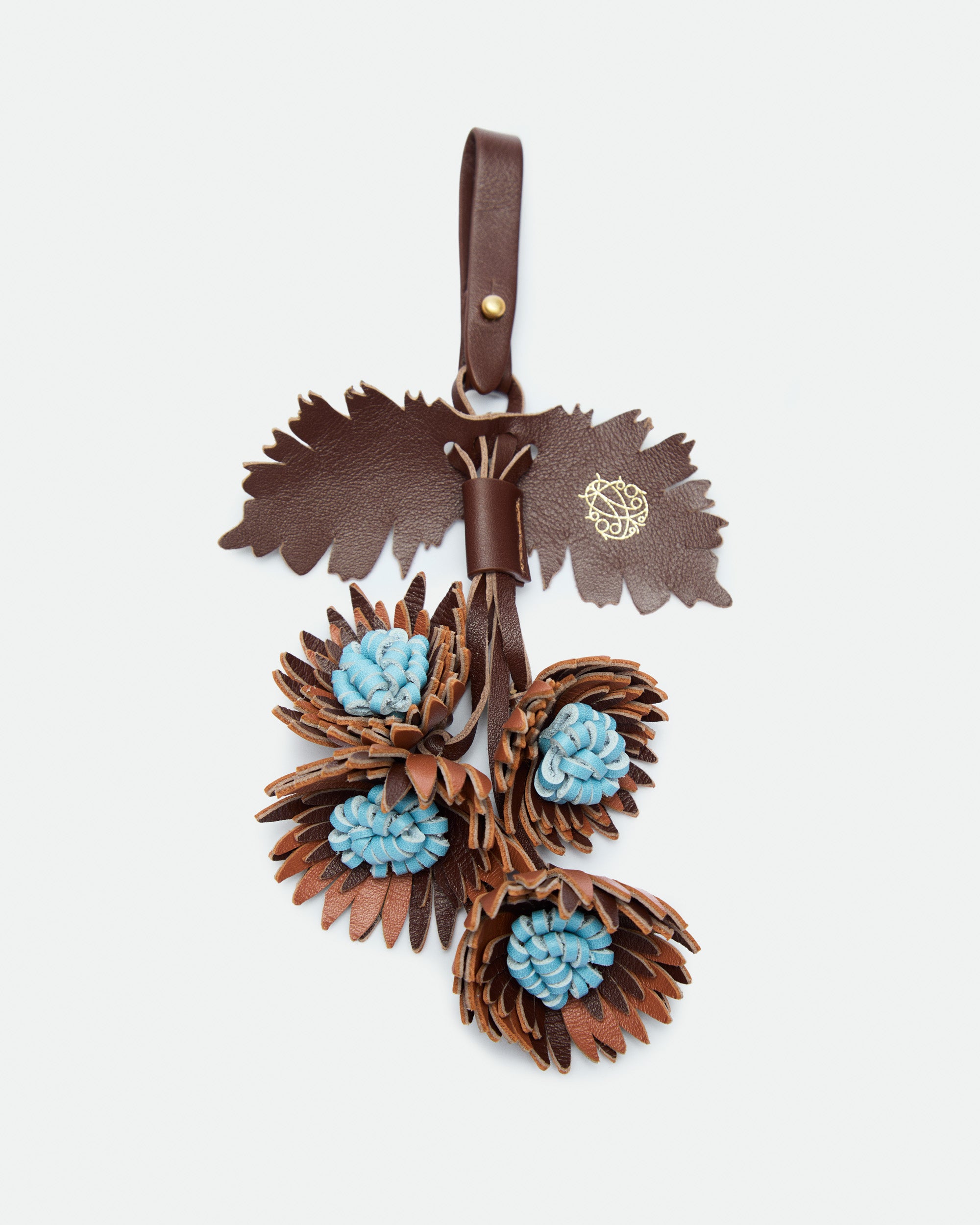 Charm Forest Oak leather bag charm – MIETIS ROOTED Fall.Winter 2026 – 01