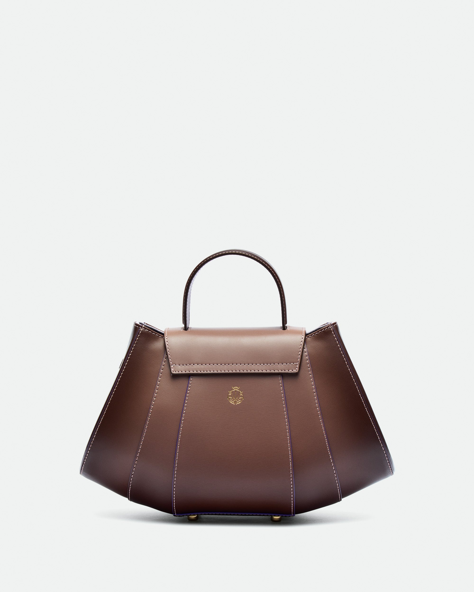Tatito Cocoa Powder Fumée Limited Edition leather bag – MIETIS ROOTED Fall.Winter 2026 – 02