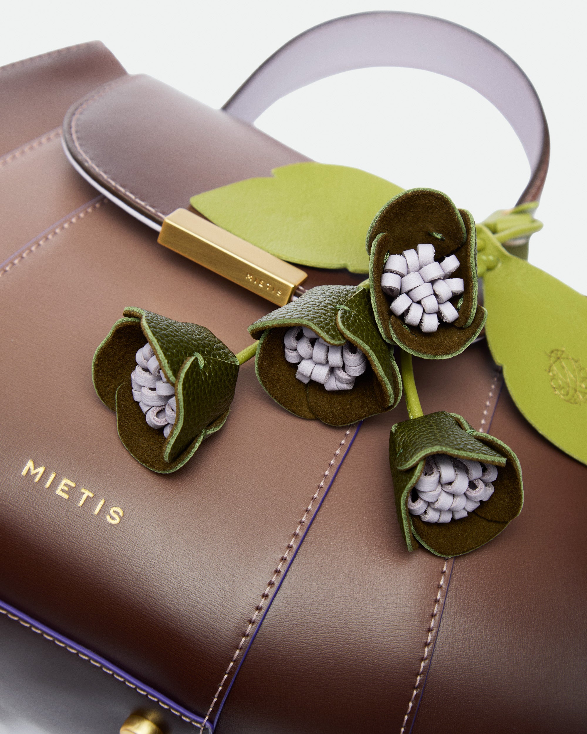 Tatito Cocoa Powder Fumée Limited Edition leather bag – MIETIS ROOTED Fall.Winter 2026 – 11