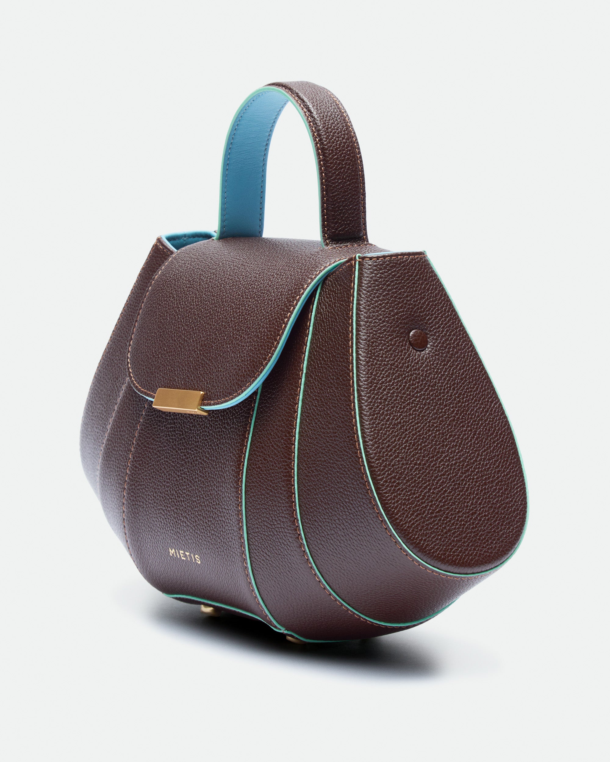 Tatito Zoe Chocolate grained leather bag – MIETIS ROOTED Fall.Winter 2026 – 03
